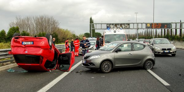 Cosa Fare In Caso Di Incidente Stradale: 5 Regole D’ Oro Da Seguire